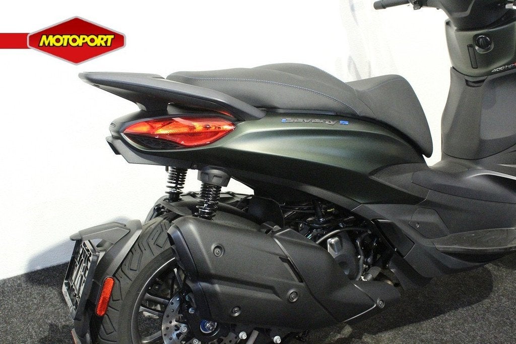 Piaggio BEVERLY 400 S ABS (bj 2026), Motoren, Motoren | Piaggio, Bedrijf, Scooter