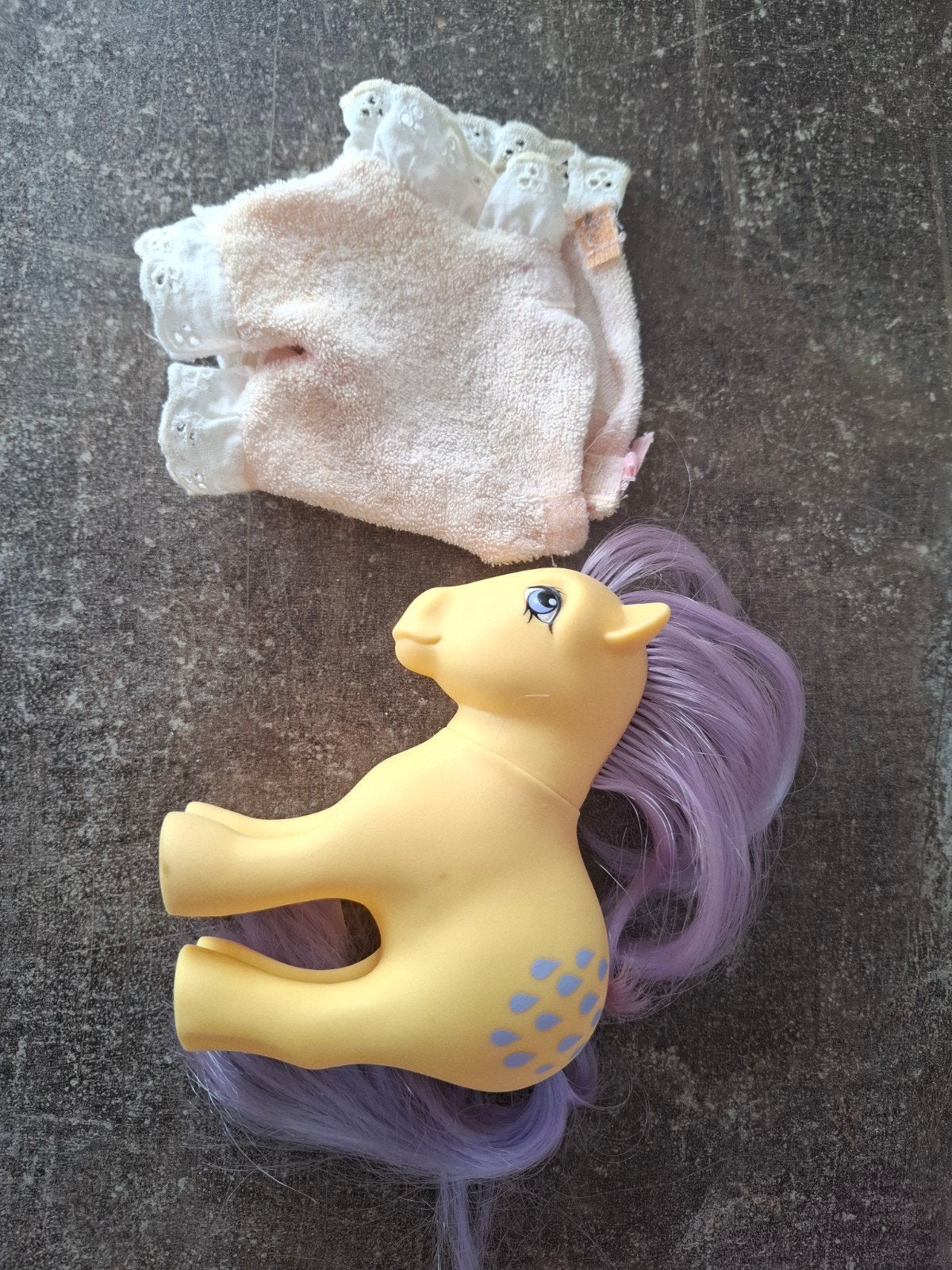 Vintage My Little Pony G1 met kleding - Hasbro 1982, Ophalen of Verzenden