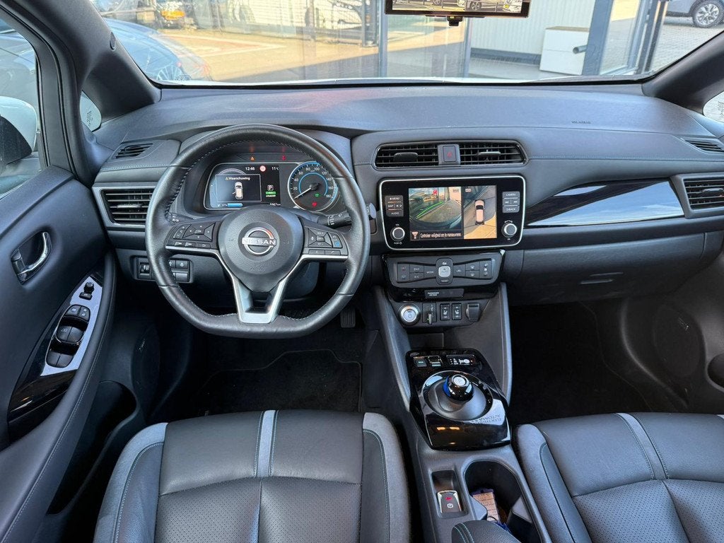 Nissan LEAF Tekna 40 kWh *Netto Deal*, Auto's, Nissan, 12 maanden, Leder en Stof, Wit, Origineel Nederlands