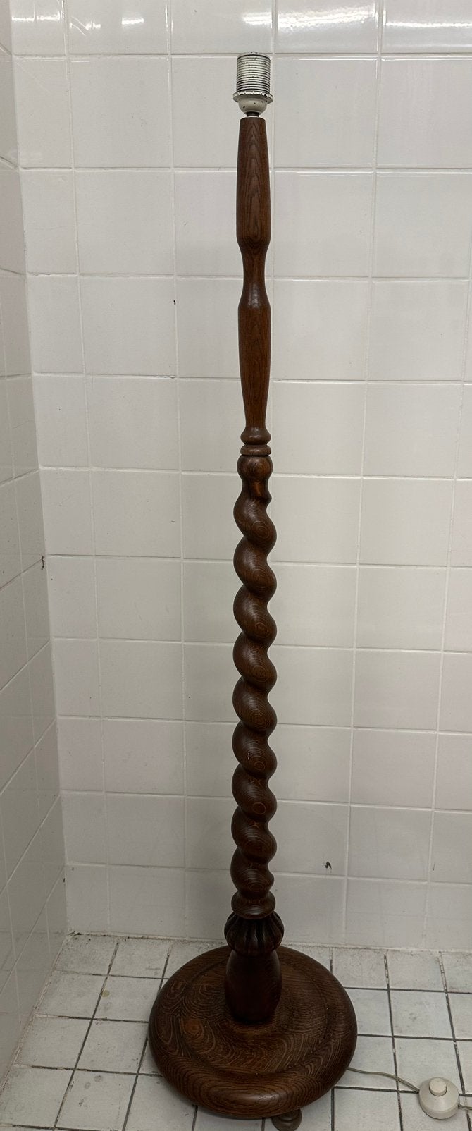 Gedraaide vloerlamp voet, Ophalen, Gebruikt, 150 tot 200 cm