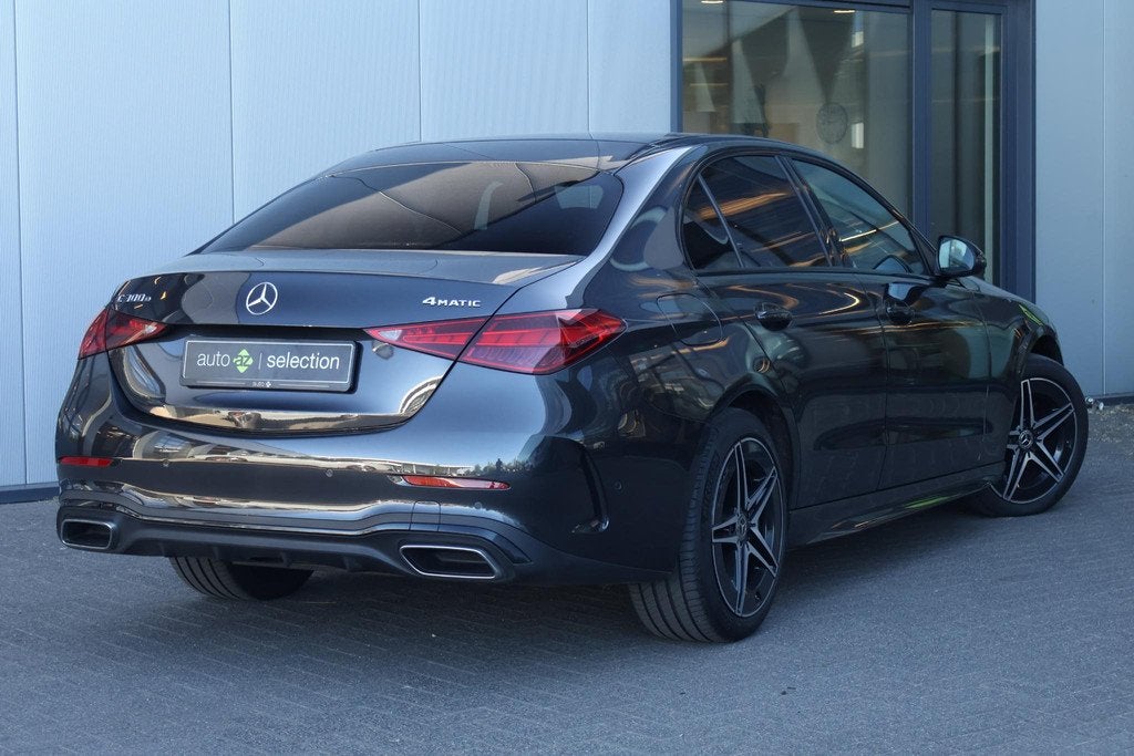 Mercedes-Benz C-klasse 300 e 4MATIC AMG Line / Memory / Trek, Auto's, Mercedes-Benz, Automaat, 4 cilinders, Plug-in hybride, Bedrijf