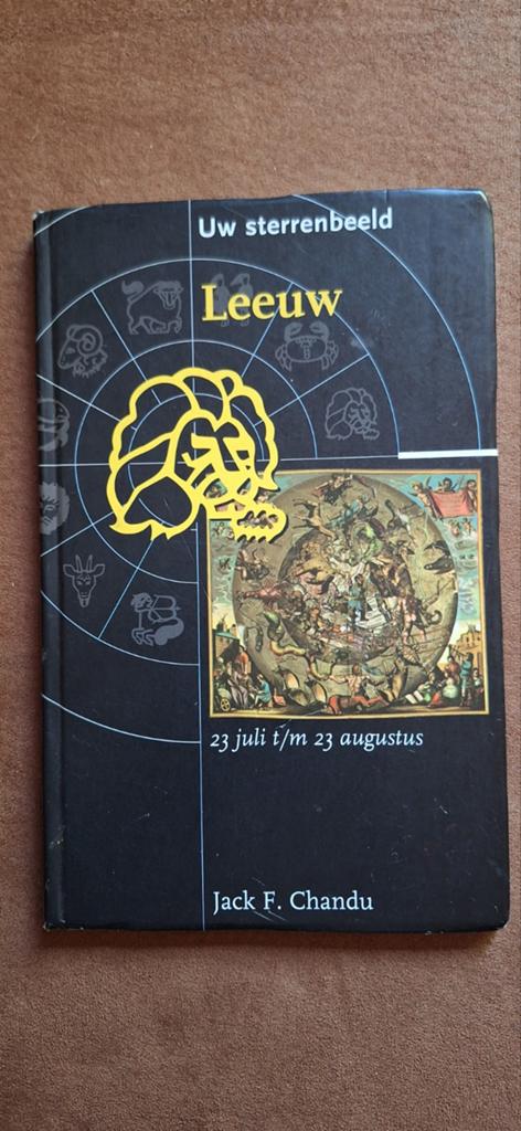 Hardcover boekje sterrenbeeld - Leeuw, Boeken, Ophalen, Astrologie, Overige typen, Zo goed als nieuw