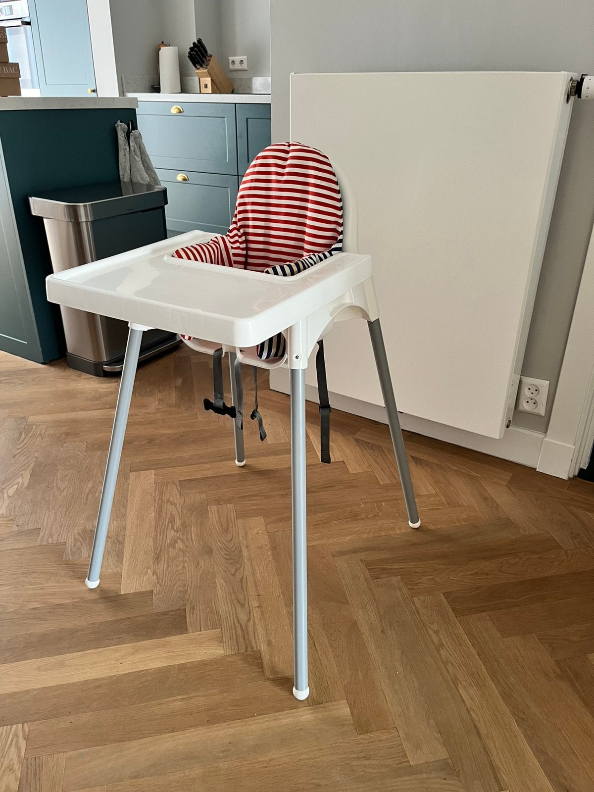 Ikea Antilop kinderstoel met riempje, blad en kussen, Ophalen, Gebruikt, Overige typen, Gordel(s)