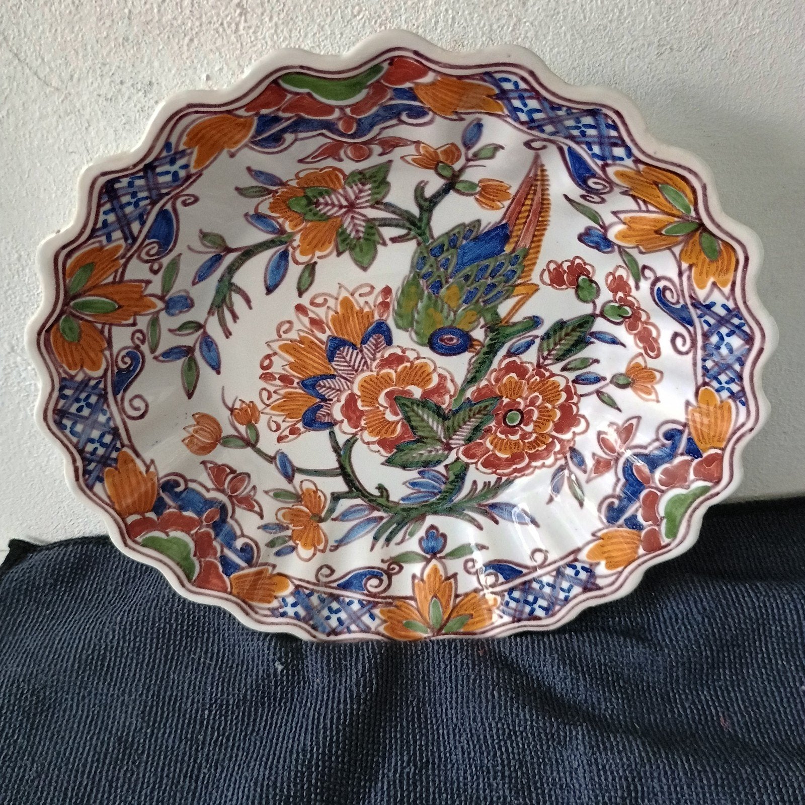 Antiek Makkums aardewerk bordje , groot 20 cm, nummer 1042, Antiek en Kunst, Ophalen of Verzenden