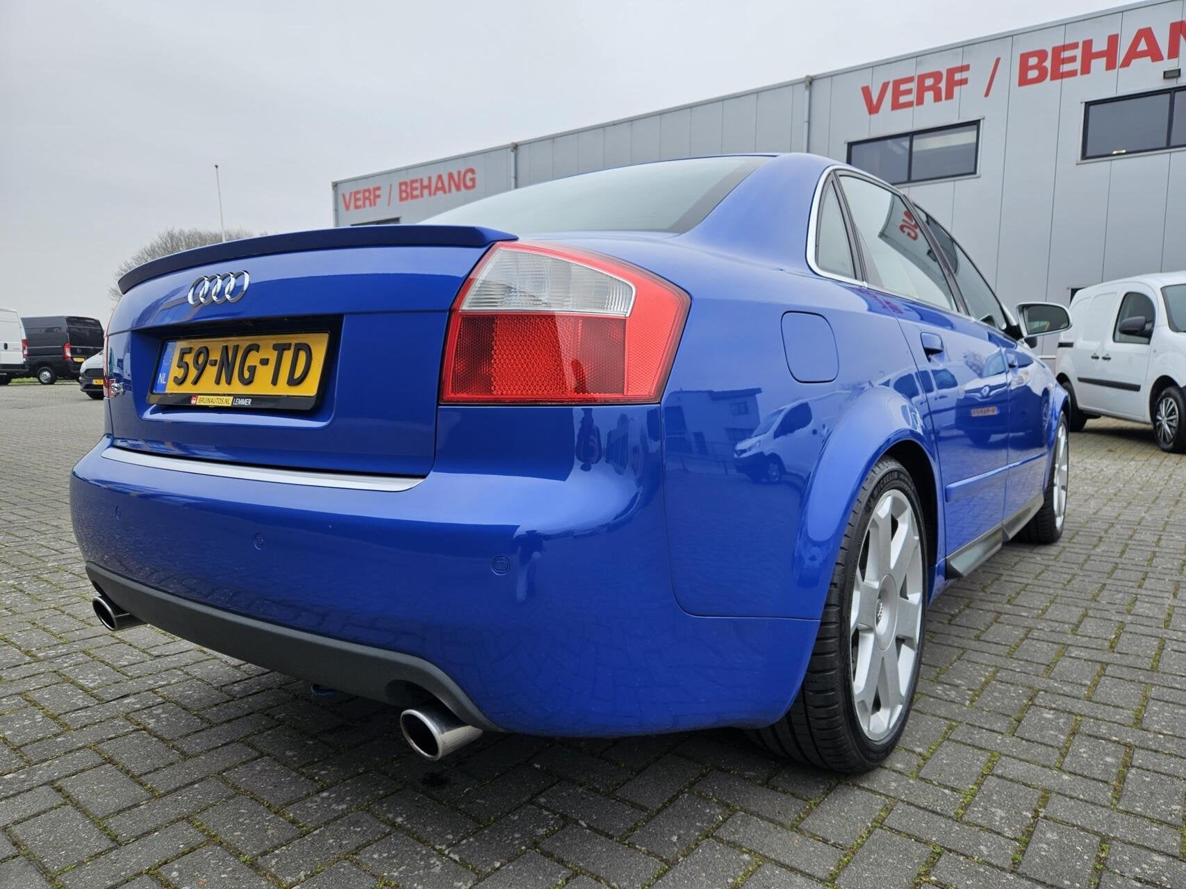 Audi A4 Limousine 4.2 V8 quattro S4 350pk Airco Cruise NAP, Gebruikt, Blauw, Origineel Nederlands, Bedrijf