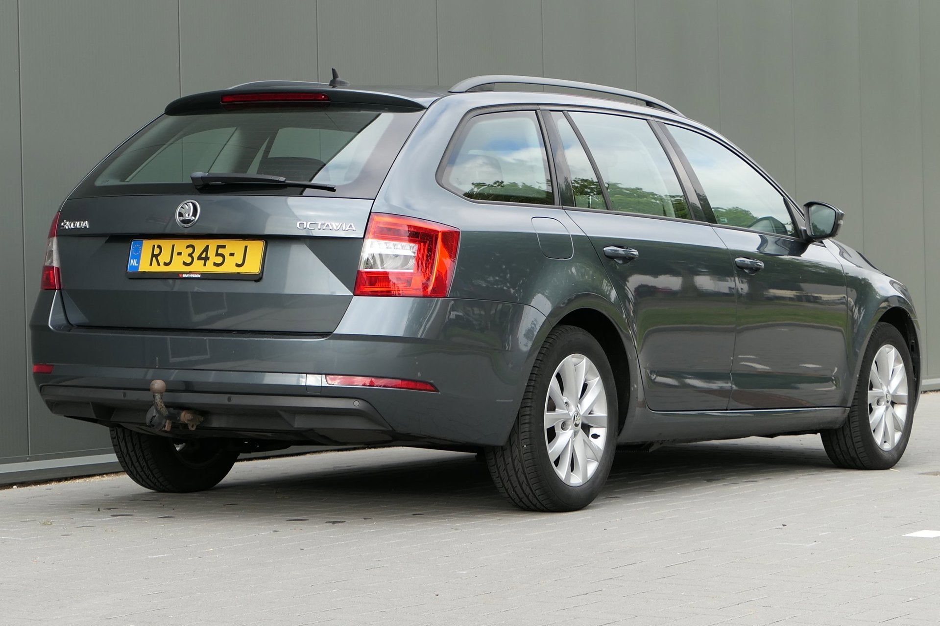 Skoda Octavia Combi 1.6 TDI Greentech Ambition Business NAP, Auto's, Skoda, Voorwielaandrijving, 1227 kg, Stof, Gebruikt