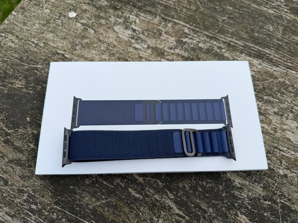 Apple Alpine loop - Blauw (49 mm) - L - Zwart titanium, Ophalen of Verzenden, Zo goed als nieuw, Blauw, IOS