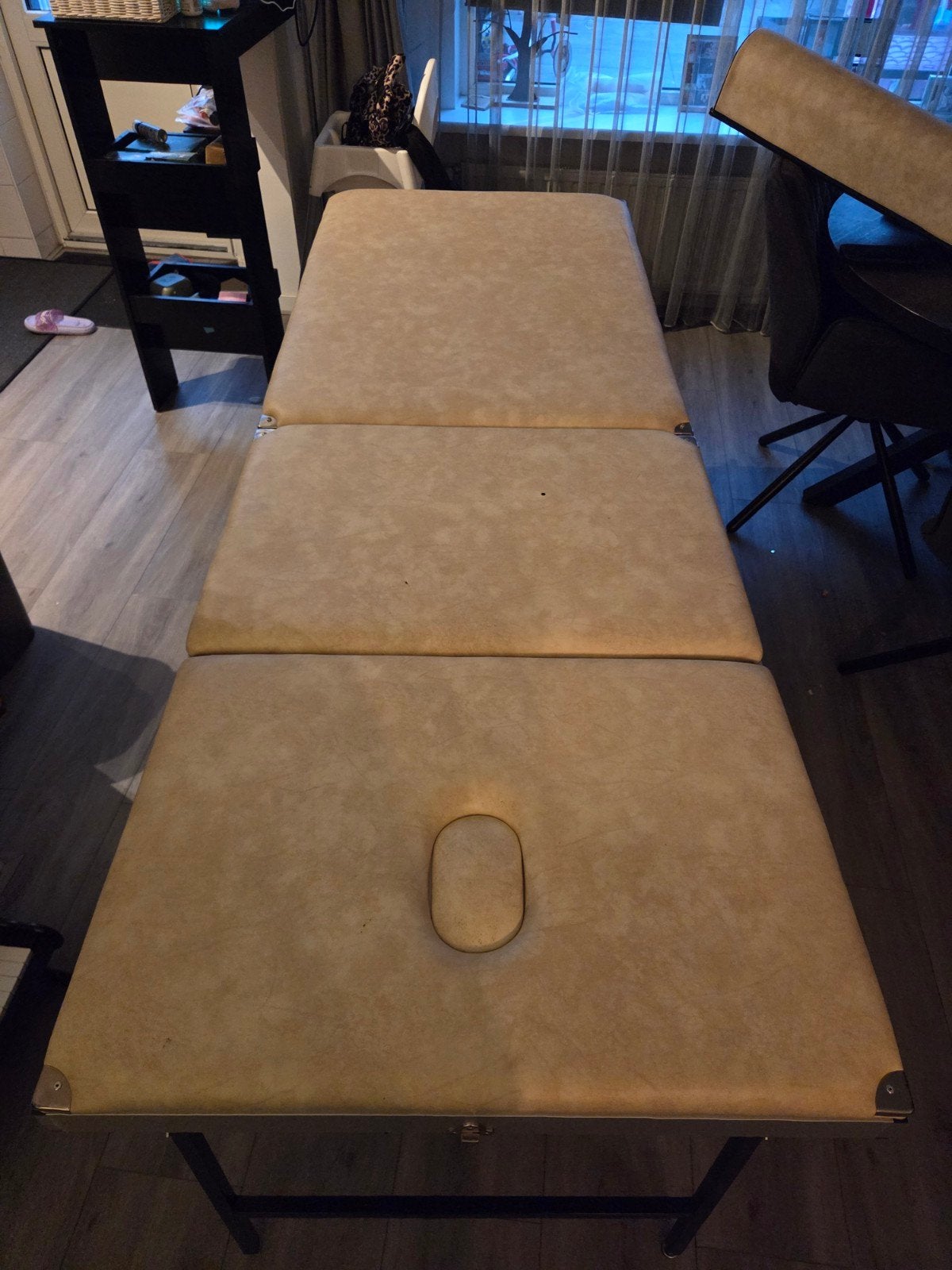 massage tafel, Ophalen