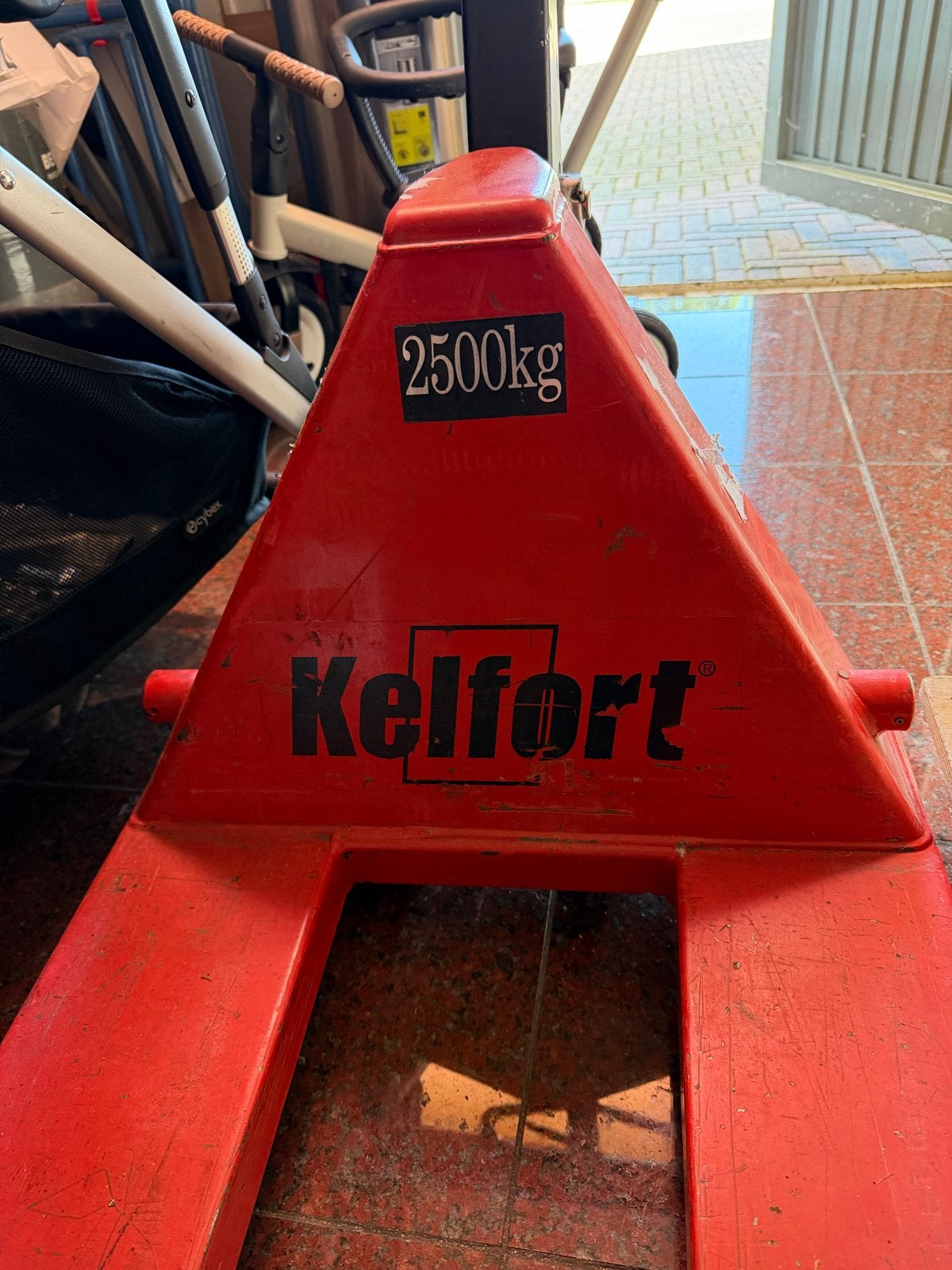 Kelfort Palletwagen 2500kg - Robuust en Betrouwbaar, Ophalen of Verzenden, Gebruikt