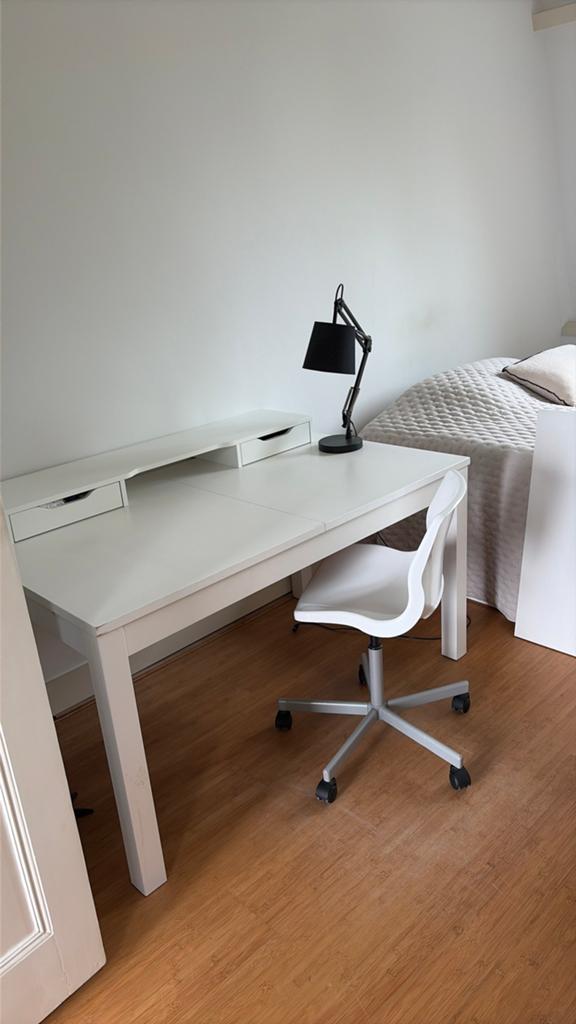 Mooi bureau/eettafel uitschuifbaar 140 (-200) x 100 cm, Ophalen, 100 cm, Zo goed als nieuw, IKEA