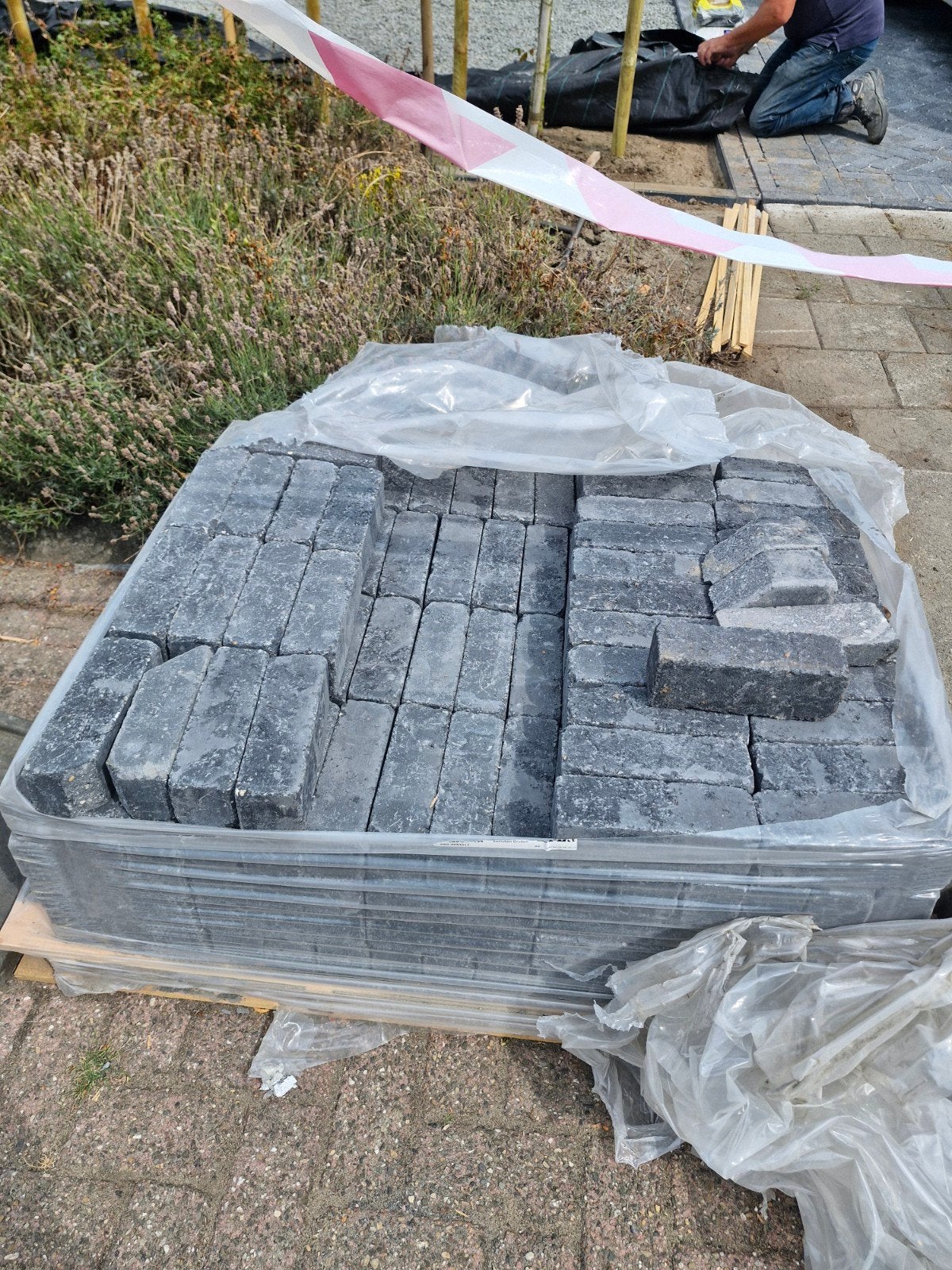 Abbeystones Bobbio 21x7x8 cm - Nieuw en opsluitbanden 10 cm, Tuin en Terras, Tegels en Klinkers, Ophalen, Klinkers, Nieuw, 10 m² of meer