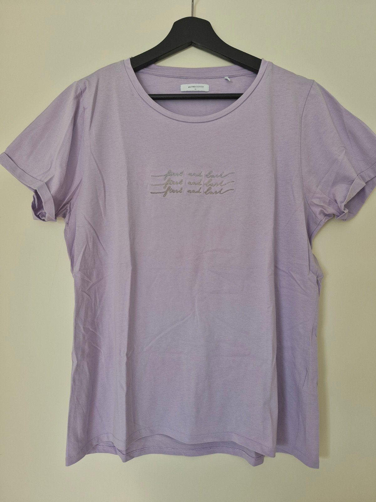 Lila / paars t-shirt met zilveren tekst. Maat XL. Nieuw!, Kleding | Dames, T-shirts, The Sting, Paars, Maat 46/48 (XL) of groter