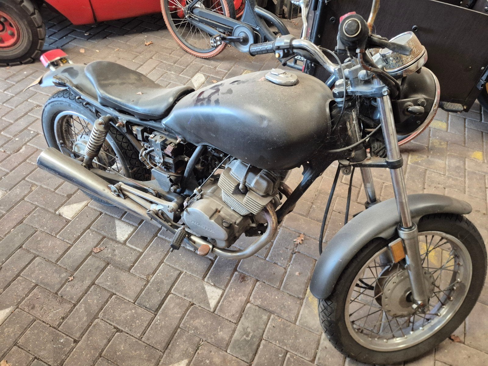 Honda tour cb 250, Ophalen