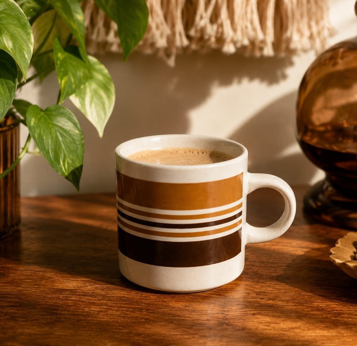 Lucky Vintage Brennan Erin Stone Ierland koffie bekers '70, ., Vintage, Ophalen of Verzenden, Zo goed als nieuw