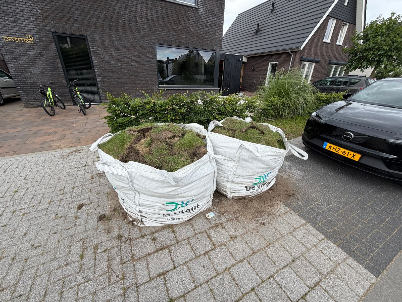 Gezocht: Graszoden afvoeren, Ophalen, Gebruikt, 20 m² of meer, Gras