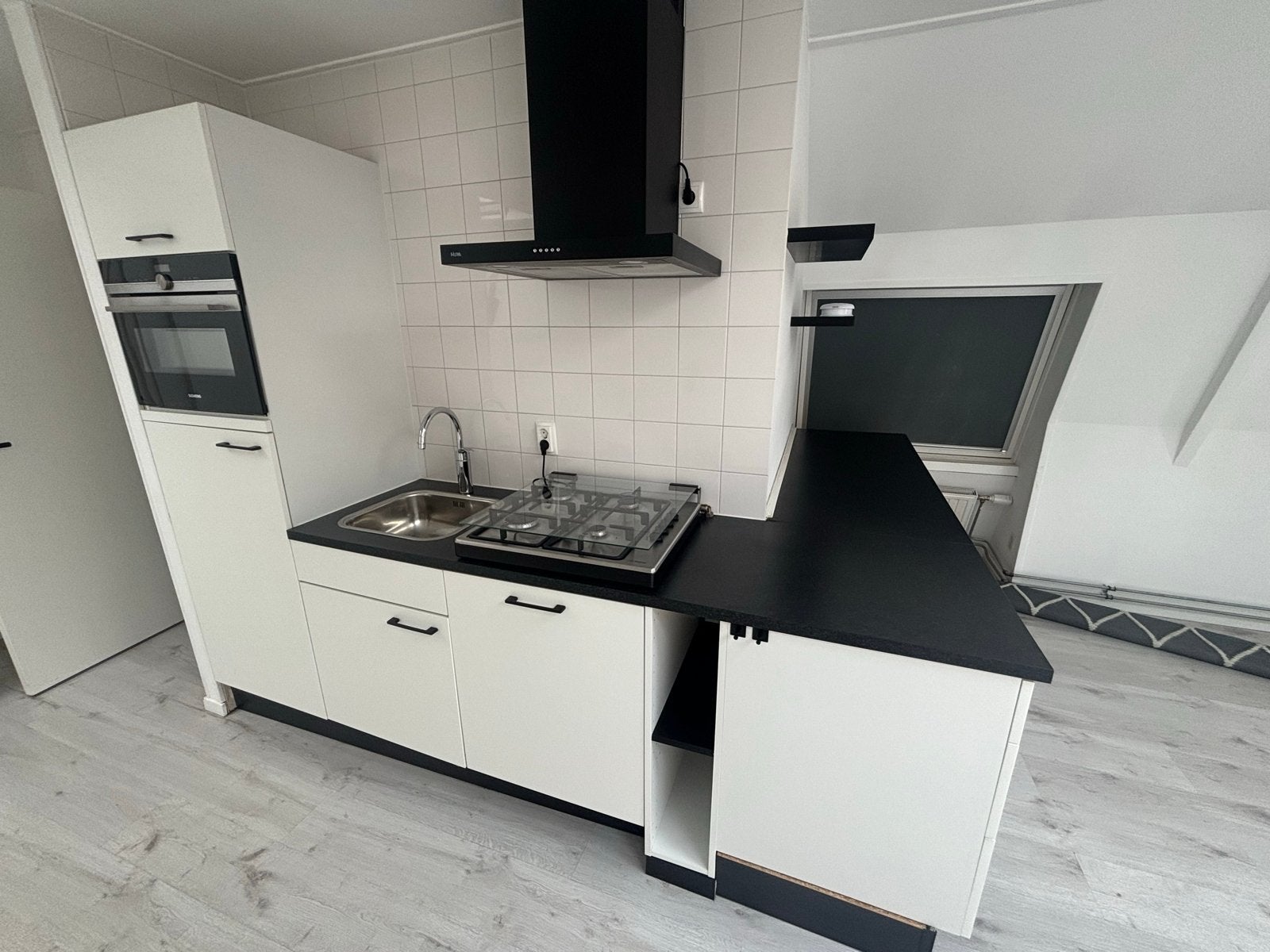 Moderne keuken met Siemens apparatuur en Bosch kookplaat, Witgoed en Apparatuur, 4 liter of meer, Ophalen, Zo goed als nieuw