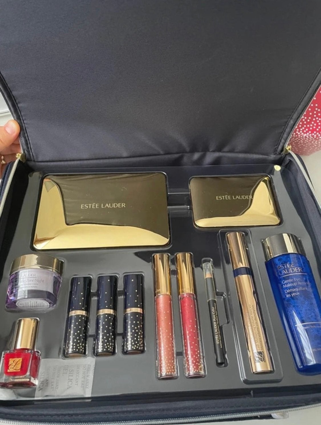 Estée Lauder Deluxe Make-up Set - Nieuw in doos, Lippen, Nieuw, Ophalen of Verzenden, Make-up