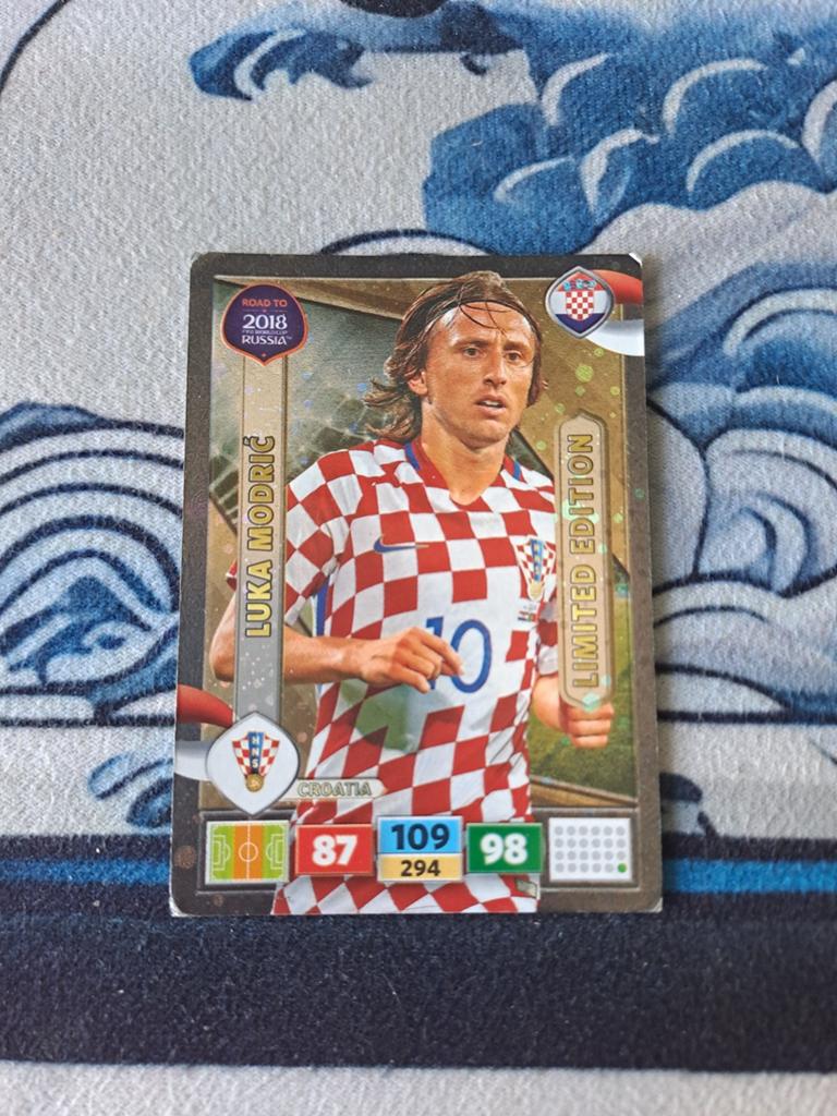 Luka Modric Panini Adrenalyn XL Road to 2018 WK kaart, Ophalen of Verzenden, Gebruikt, Buitenlandse clubs, Spelerskaart