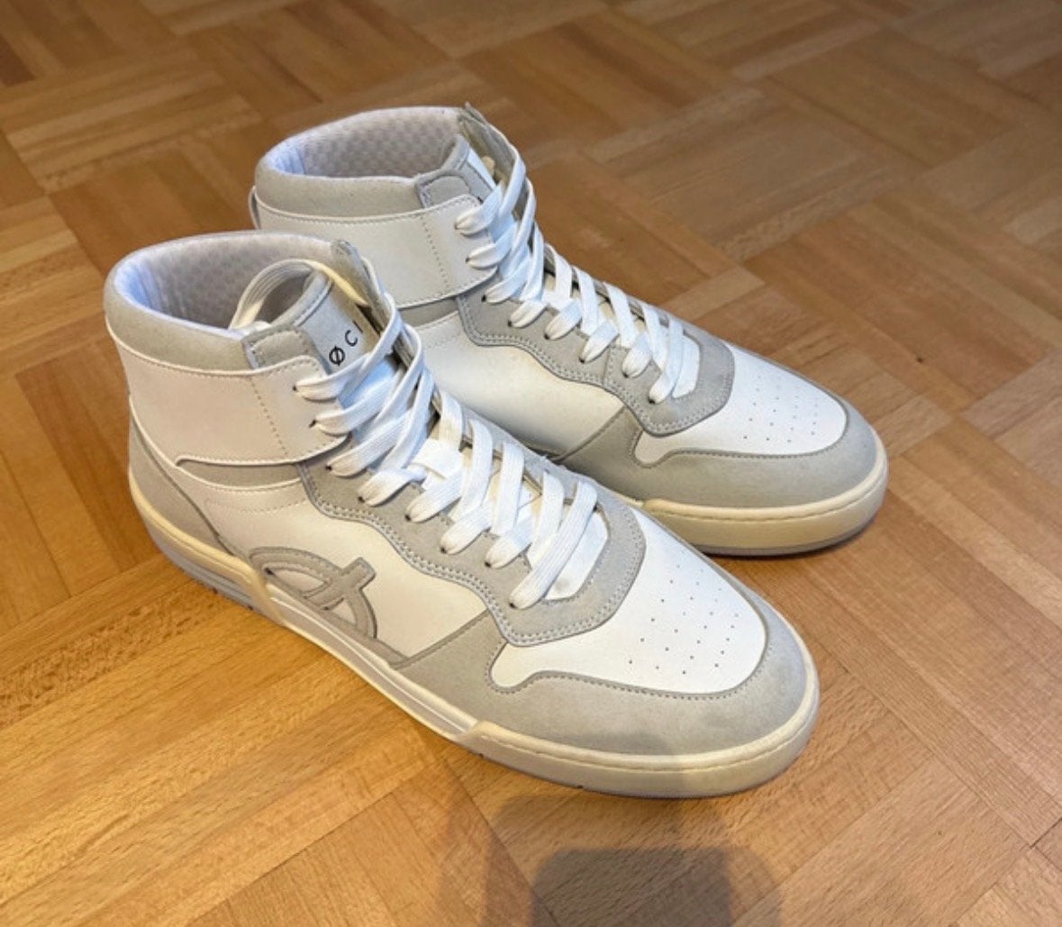 Heren sneakers maat 43 - LØCI, Kleding | Heren, Schoenen, Wit, Nieuw, Ophalen of Verzenden, Sneakers of Gympen