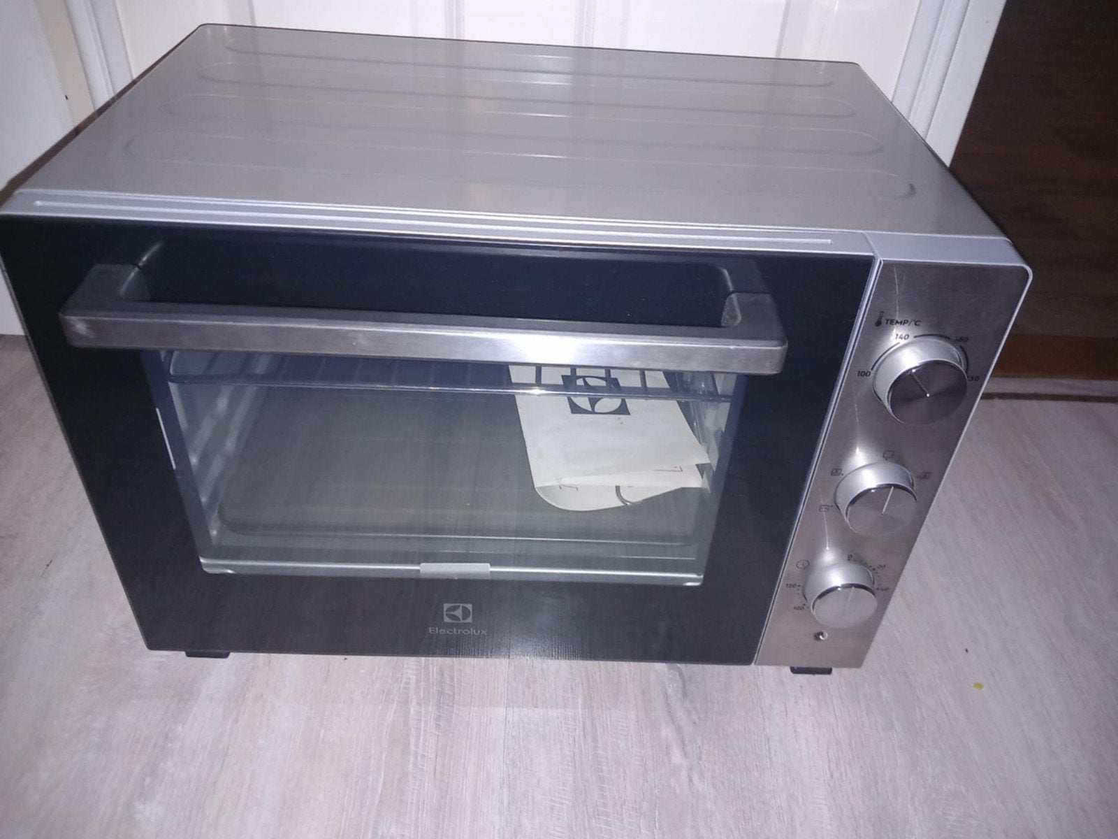 Nieuwe Electrolux Oven met bakplaat en roostertje., Ophalen, Nieuw, Oven