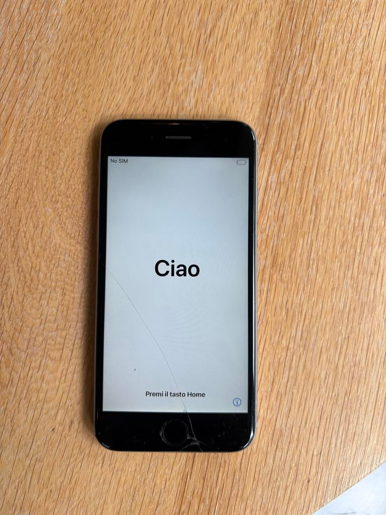 Apple iPhone 6S 16GB Grijs - Gebruikt met barst, Gebruikt, 16 GB, Ophalen of Verzenden, Zonder simlock