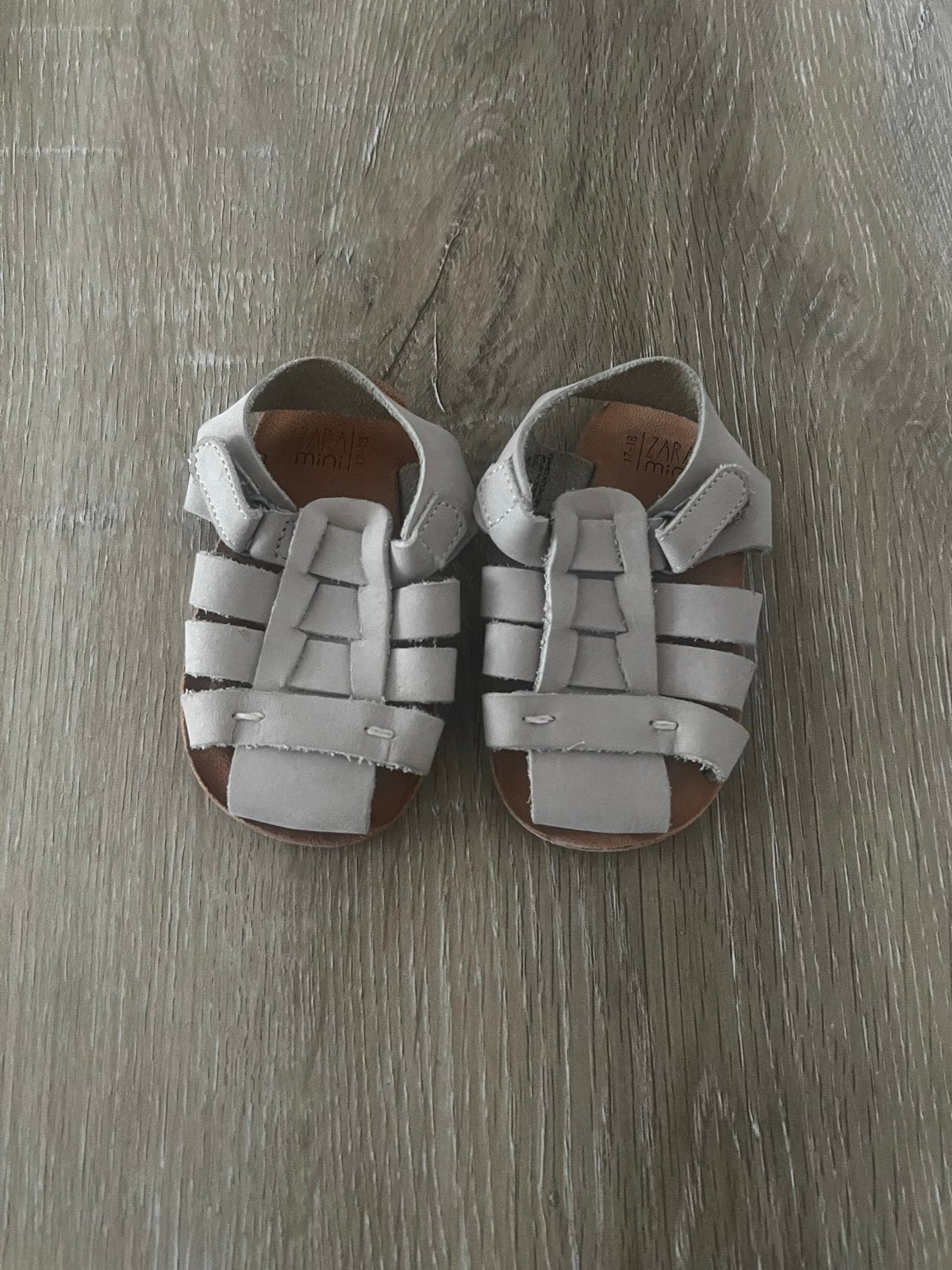 Zara creme sandalen maat 15/16, Ophalen of Verzenden, Zo goed als nieuw, Meisje, Overige typen