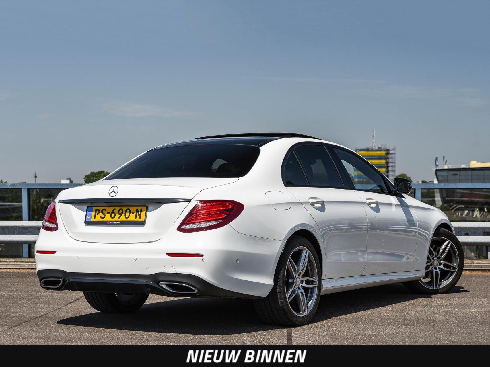 Mercedes-Benz E-klasse 220 d AMG Line Night Edition Panorama, Automaat, Achterwielaandrijving, Gebruikt, 4 cilinders
