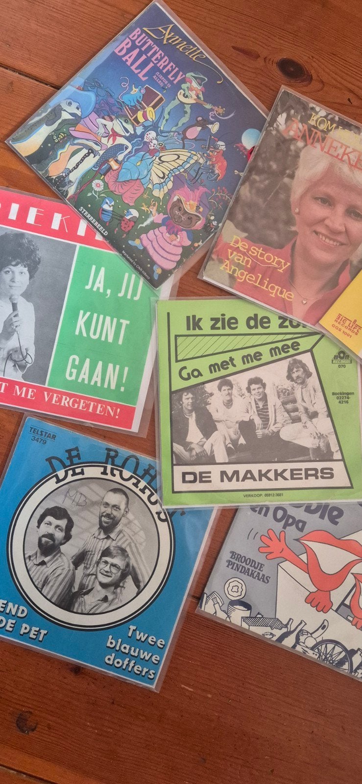 Piratensingles aangeboden in Lebuinuskerk Deventer, Gebruikt, 7 inch, Ophalen of Verzenden, EP