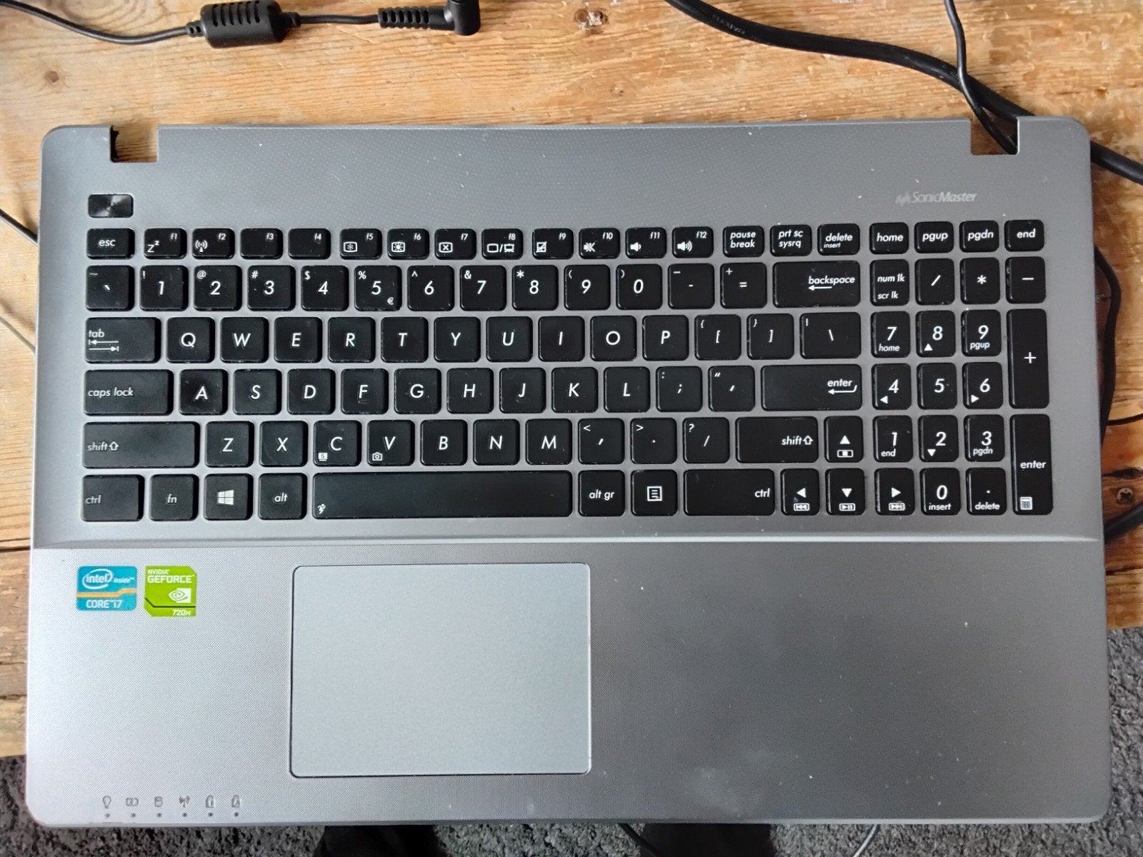 Asus X550C laptop in onderdelen (i7, 1TB HDD, 4GB RAM), Gebruikt, HDD, Qwerty, Intel® Core™ i7 