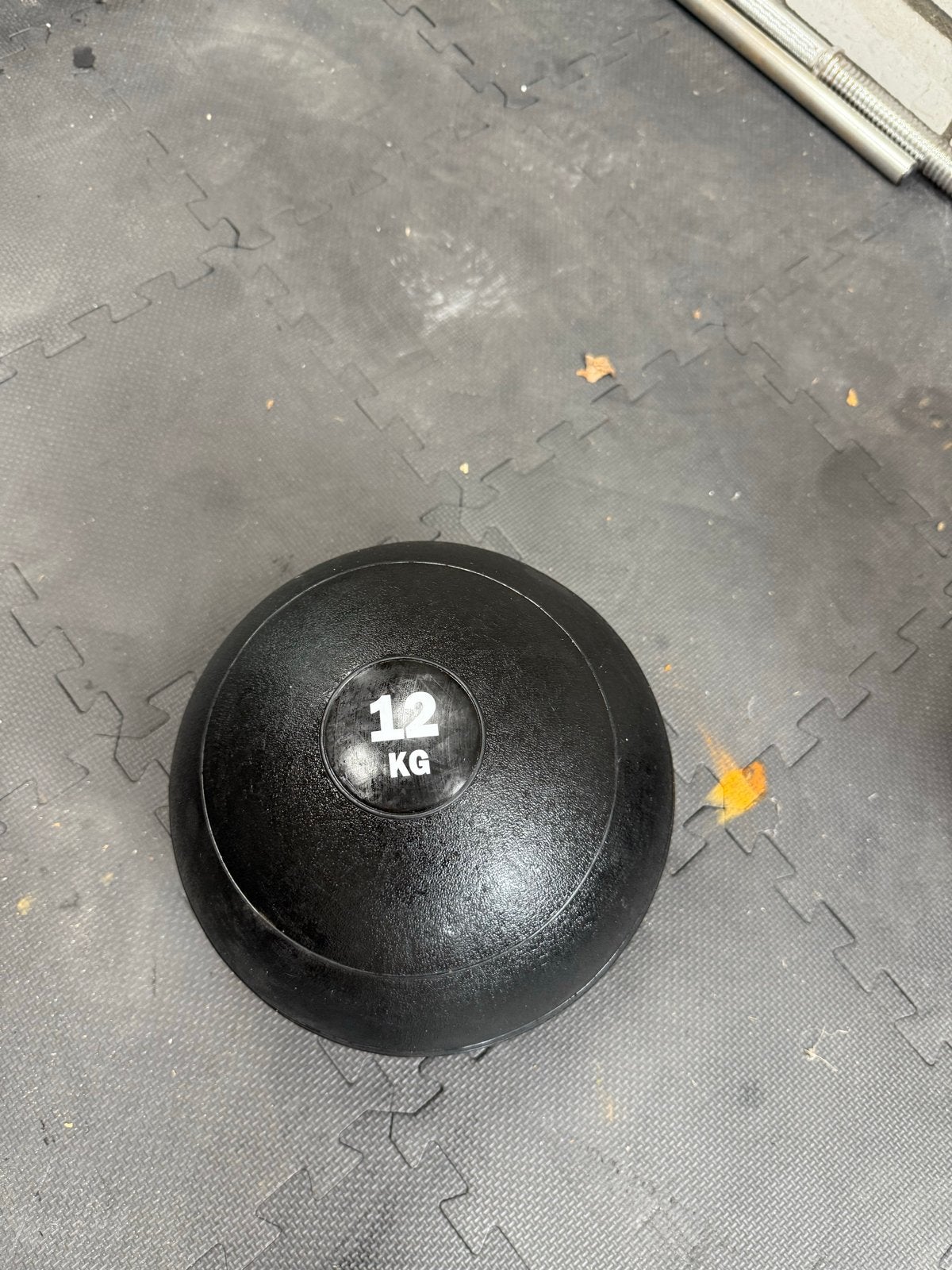 Medicine Ball 12 KG - zo goed als nieuw, Sport en Fitness, Ophalen, Zo goed als nieuw, Armen, Medicijnbal