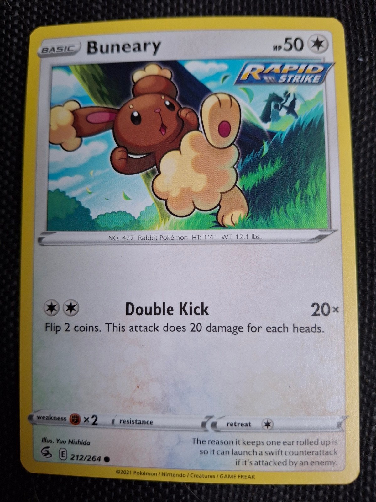 Buneary Pokémon Kaart - Rapid Strike (212/264), Ophalen of Verzenden, Zo goed als nieuw, Losse kaart