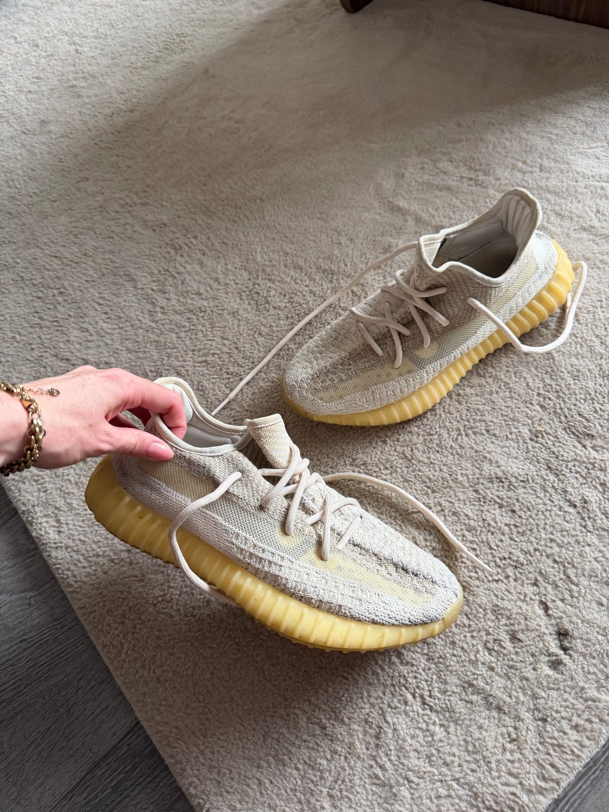 Adidas Yeezy Boost 350 V2 Light - Maat 39.5, Verzenden, Gedragen, Beige, Sneakers of Gympen