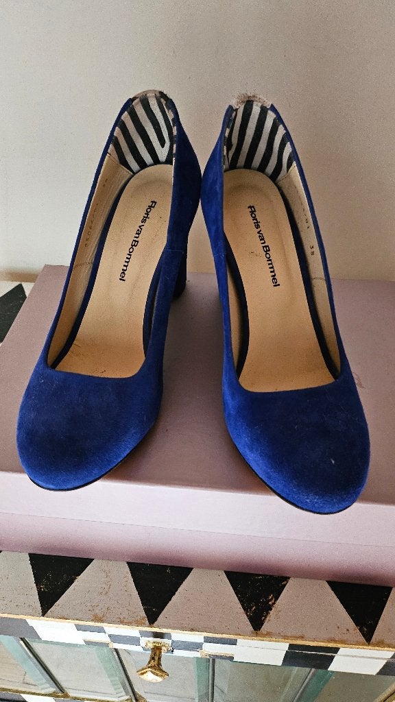 Floris van Bommel suède pumps, maat 38, Pumps, Blauw, Floris van Bommel, Ophalen of Verzenden