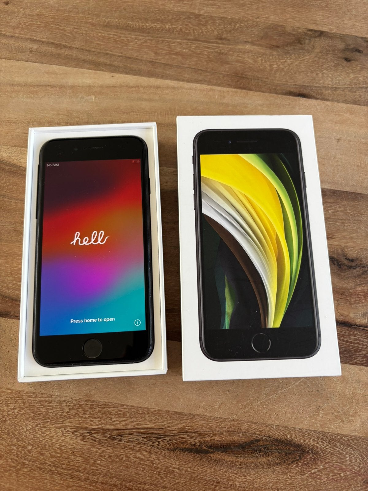 Iphone SE zwart 64gb, Ophalen, Zwart, Zo goed als nieuw, 64 GB