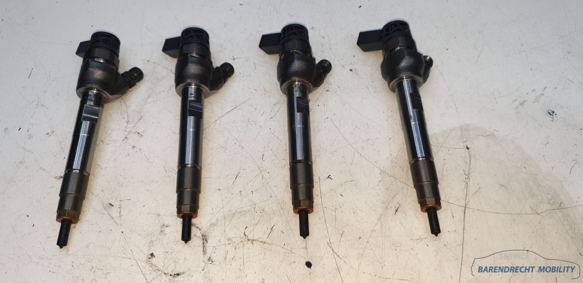 Verstuiver Diesel injector B47D20A BMW 8514148 1 3 4 5 serie, Petuelring 130
80788  Munich, DE, Gebruikt, Info@bmw.de, Ophalen of Verzenden
