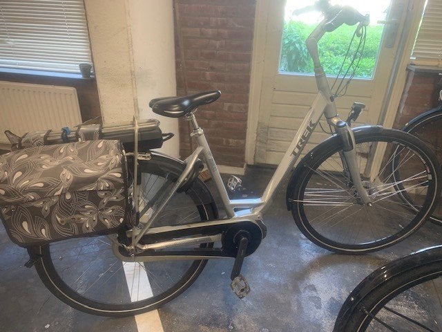 Trek LM 400 E bike, Fietsen en Brommers, Elektrische fietsen, 47 tot 51 cm, Ophalen of Verzenden, Gebruikt, Overige merken