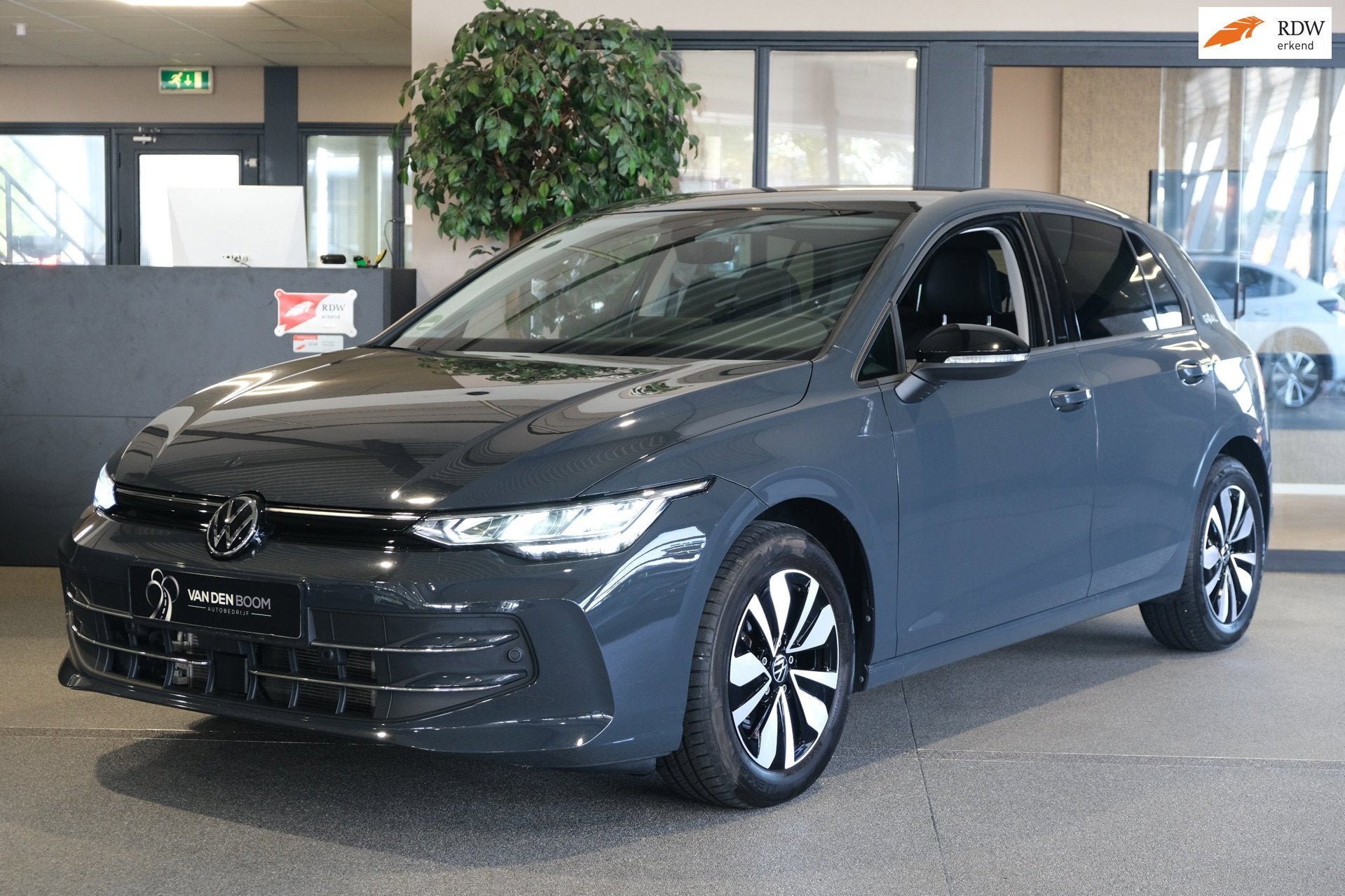 Volkswagen Golf 1.5 TSI 8.5 GOAL Navi Led Acc Pdc Climate, Auto's, Voorwielaandrijving, Dealer onderhouden, Stof, 4 cilinders