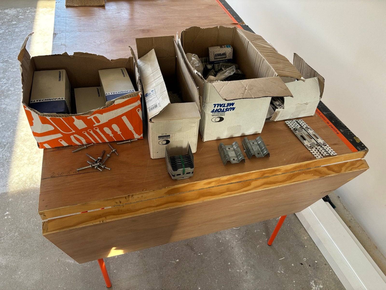 Restpartij Metal Stud Bevestigingsmateriaal, Ophalen, Nieuw, Minder dan 50 mm, Overige typen