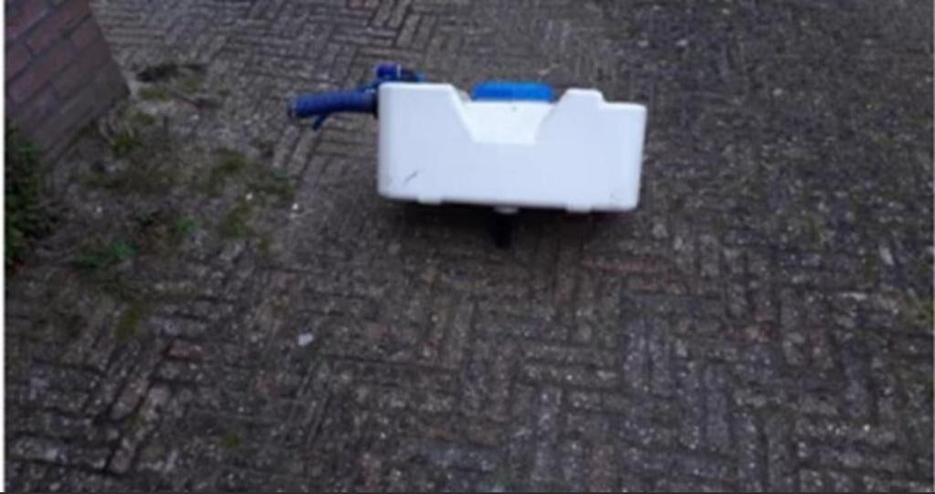 Watertank voor een camper, Ophalen, Zo goed als nieuw