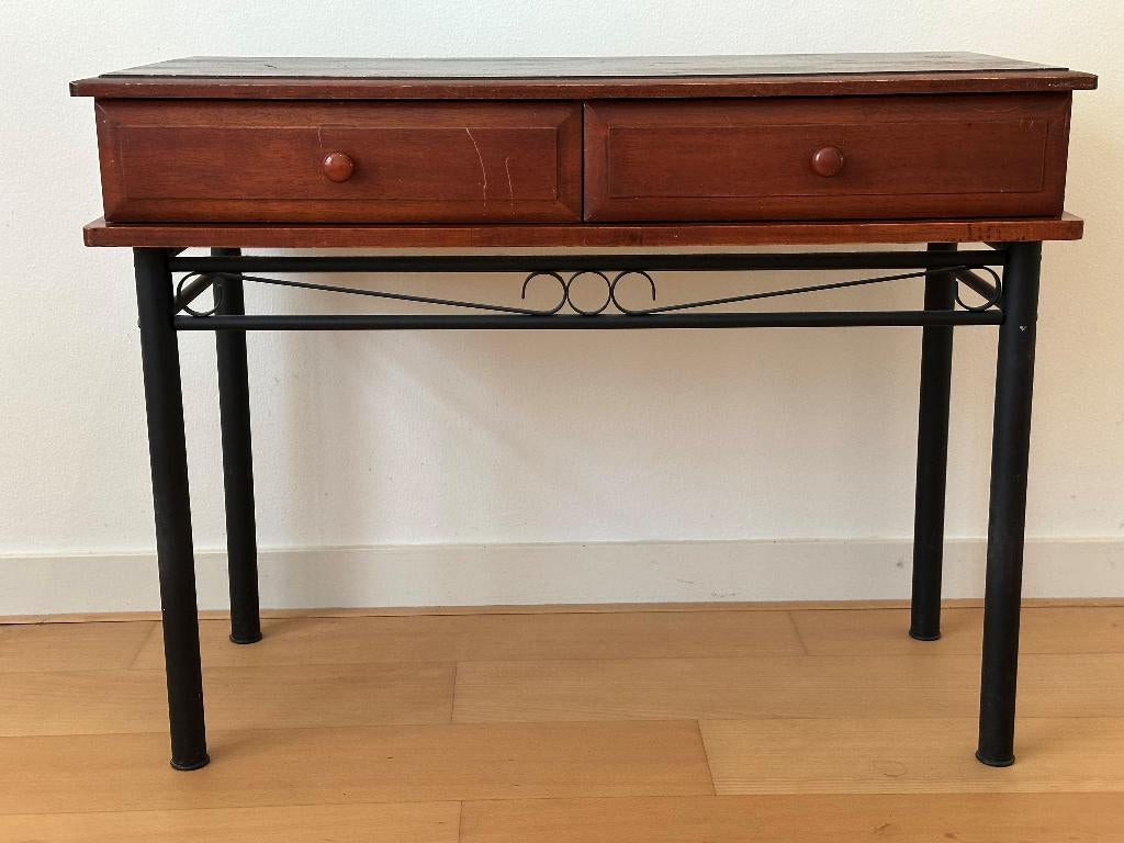 Zware houten tafel op metalen frame met laadjes, Huis en Inrichting, Ophalen, Gebruikt, Vintage, 75 cm of meer