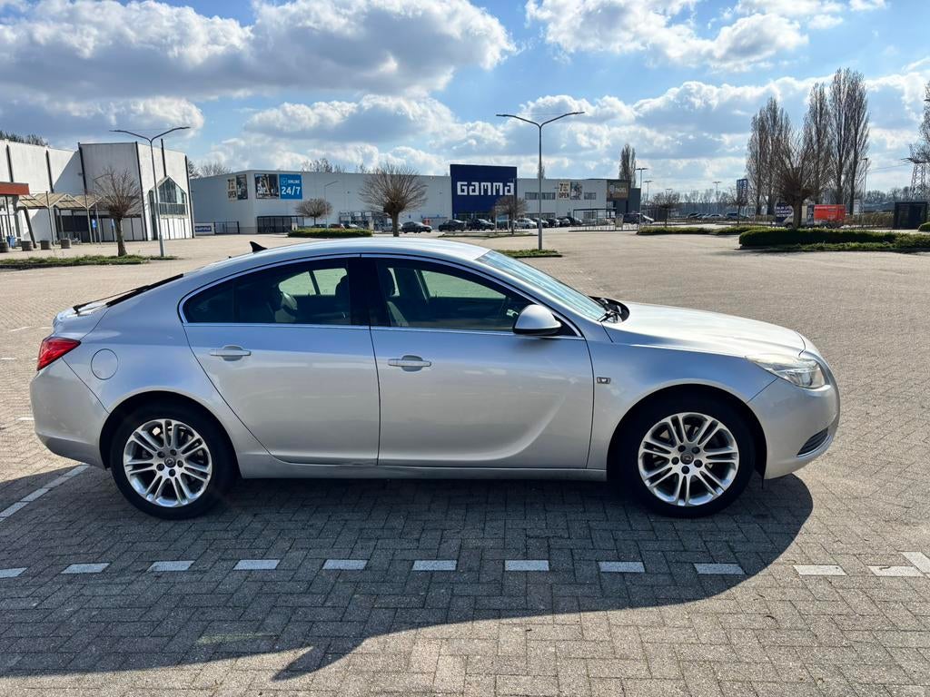 Opel Insignia 1.6 Turbo 132KW 5-DRS 2009 Grijs, Auto's, Stof, 4 cilinders, 179 pk, Origineel Nederlands
