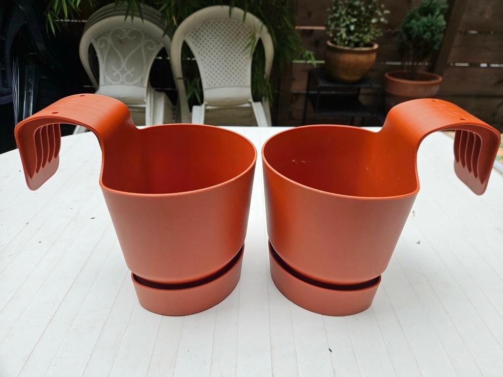 2 Elho Balkonbakken, Kunststof, Minder dan 30 cm, Minder dan 60 cm, Rond