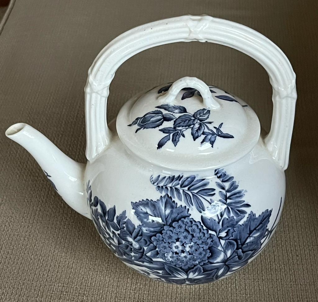 Antieke Royal Worcester theepot. Puntgaaf., Antiek en Kunst, Antiek | Servies los, Verzenden