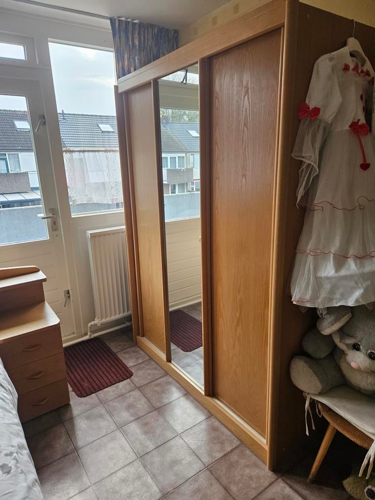 Grote massieve blanke grenen kast, Ophalen of Verzenden, Zo goed als nieuw, Complete sauna