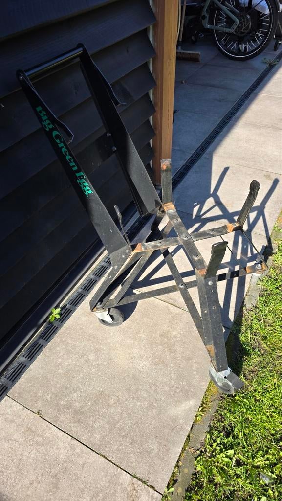 Big Green Egg Large Nest + Handler, Ophalen of Verzenden