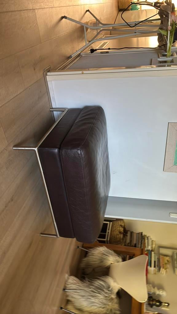 Ikea Arlid lederen bankje / poef Bruin 25€, Huis en Inrichting, Banken | Voetenbanken en Poefen, Ophalen, Leer, 75 tot 100 cm