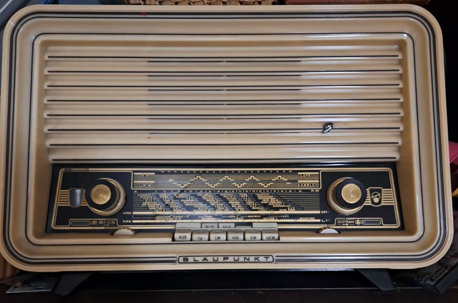 Blaupunkt jaren 50 radio, Ophalen
