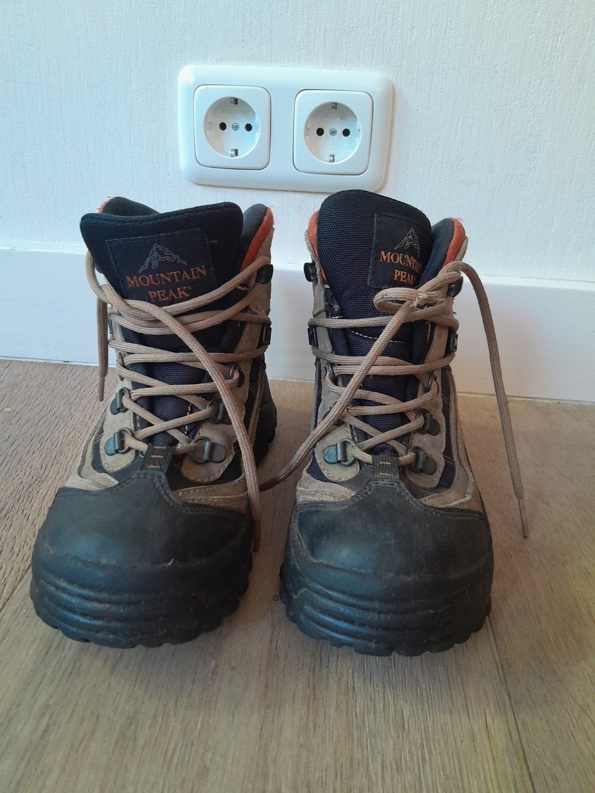 Mountain Peak bergschoenen maat 36, Sport en Fitness, Bergsport en Wandelen, Ophalen of Verzenden, Zo goed als nieuw, Schoenen