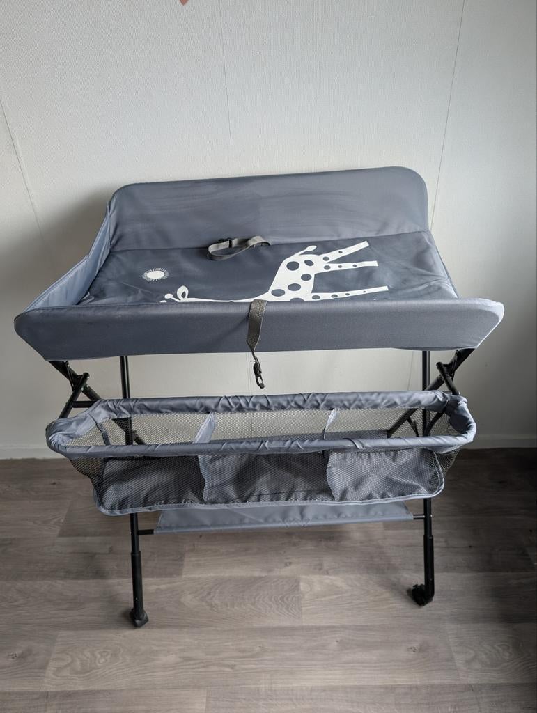 Inklapbare Commode met Giraffe Print - Handig & Compact, Ophalen, Gebruikt, 75 tot 100 cm, Opstaande rand
