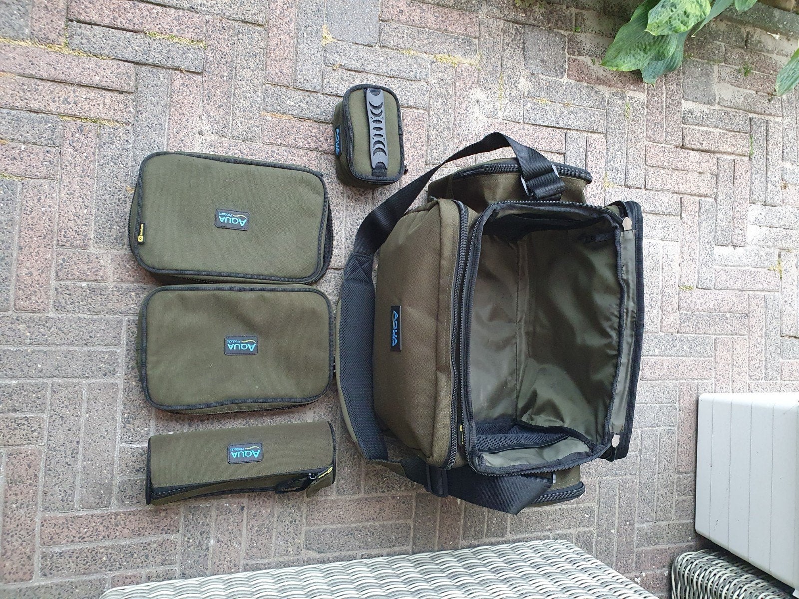 **aqua tassen/pouch set**, Ophalen of Verzenden, Zo goed als nieuw, Overige typen
